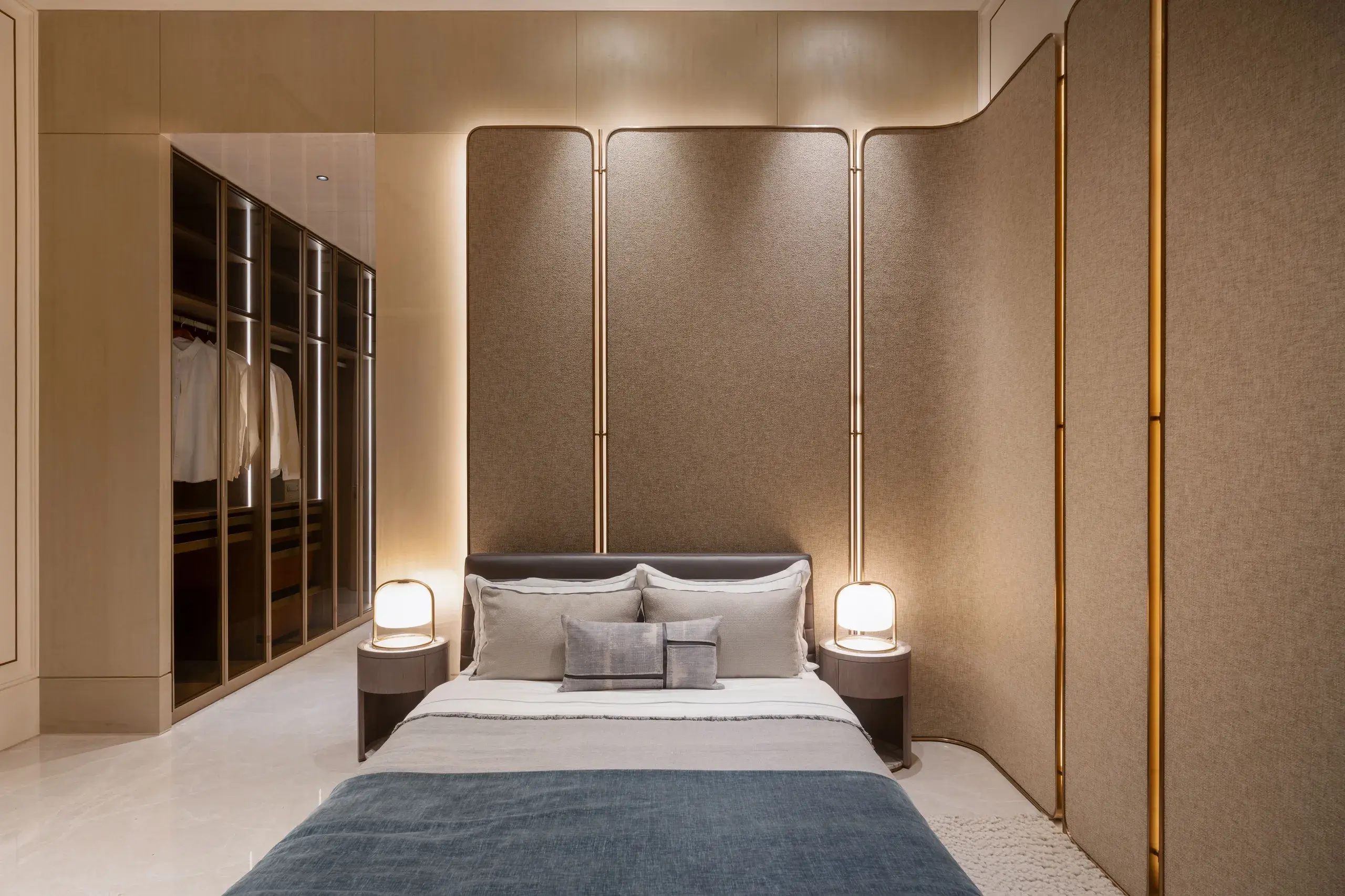Godrej Bandra Bay 5 Bed luxury bedroom