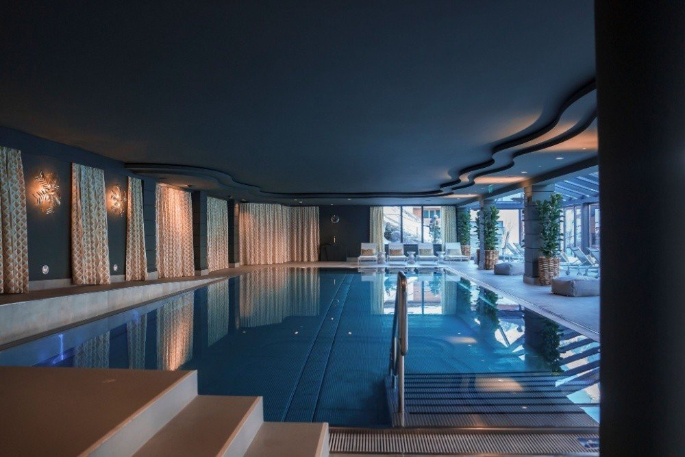 Swimming Pool Lodha Marq Tardeo luxury residences